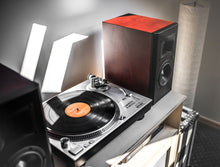 Load image into Gallery viewer, AIRPULSE A200 5'5" ACTIVE SPEAKER